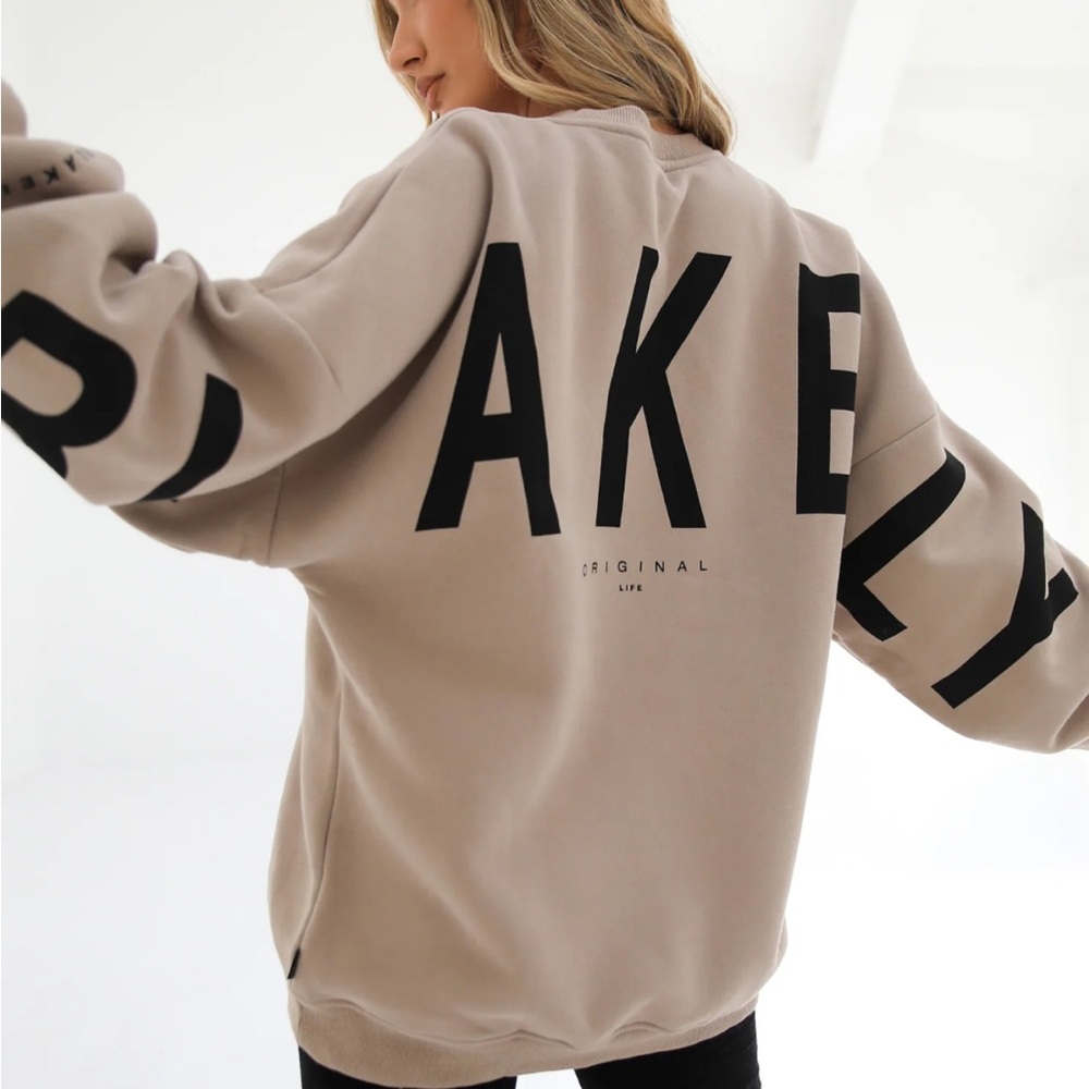 AKELY Women's Crew Neck Sweater - Tan
